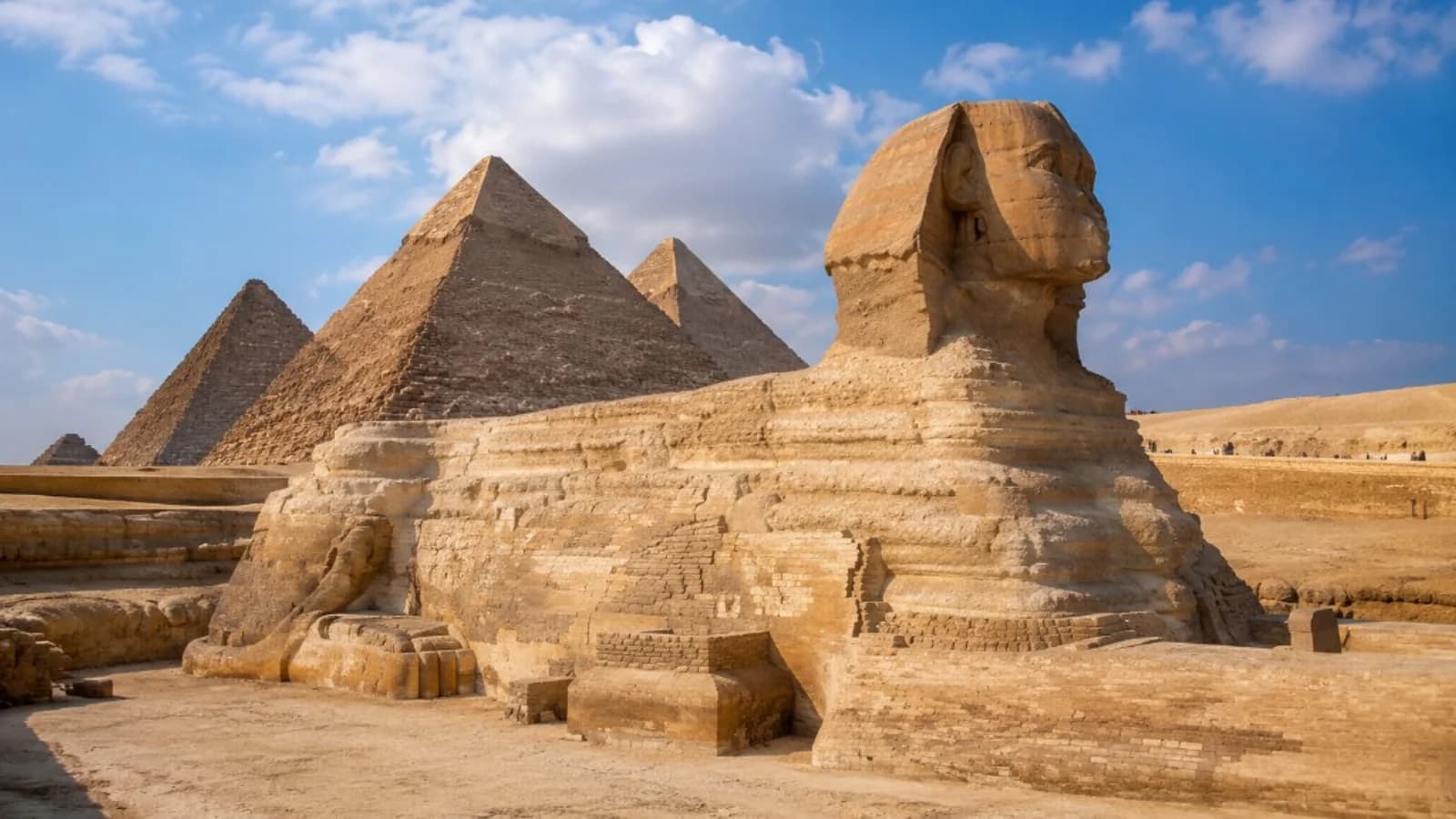 The Great Sphinx and pyramids of Giza